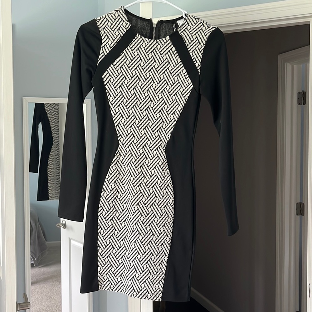 H&M body con dress